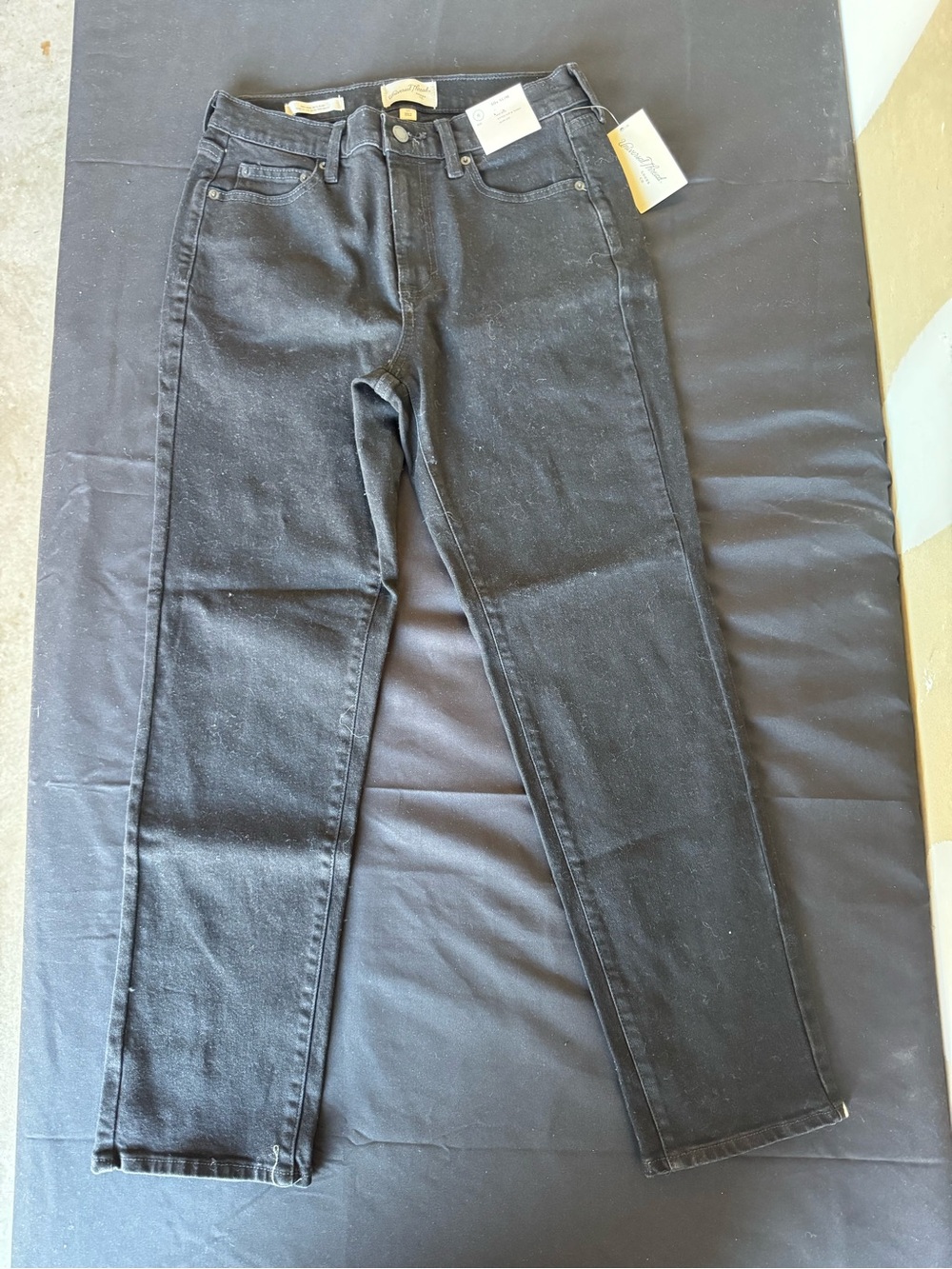 Universal Thread Womens 80s Slim Jeans Mid Rise Black Wash NWT